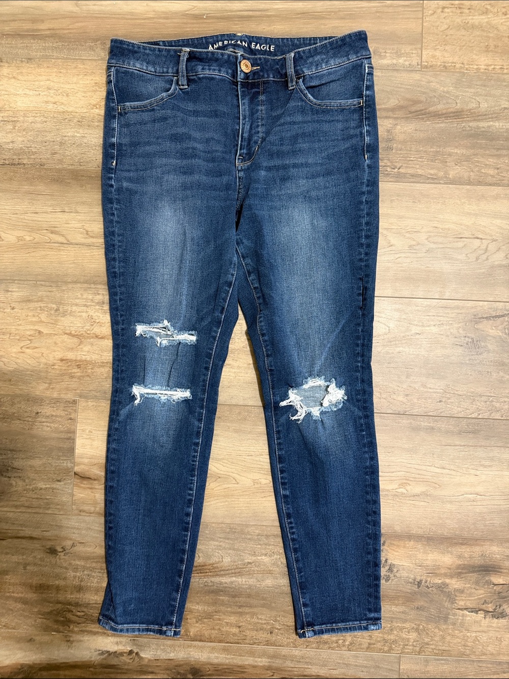 American Eagle Outfitters Blue Distressed Skinny Jegging